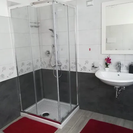 Apartment Sweet Qse